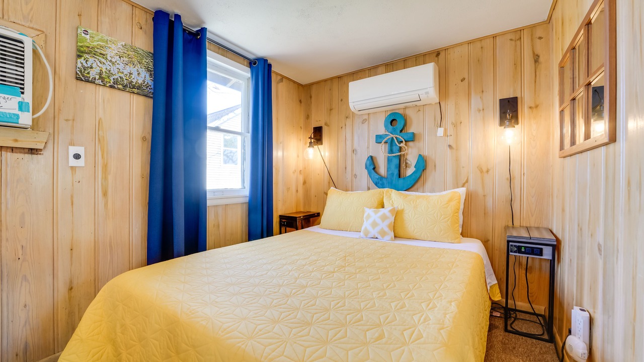 Photo of Bedroom in Kimberling City