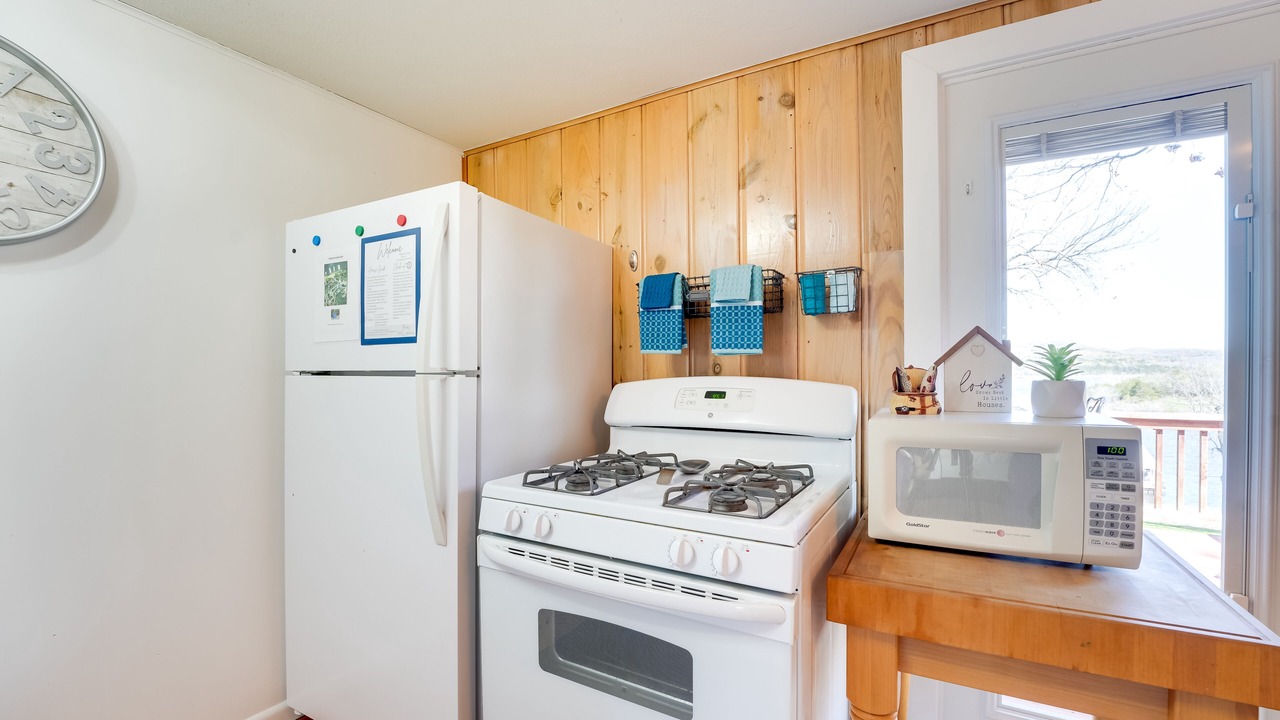 Photo of Kitchen in Kimberling City