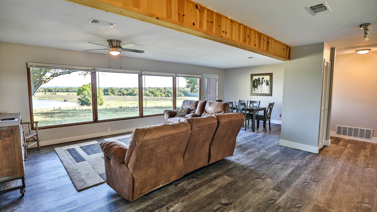 Photo of Livingroom in Brookston