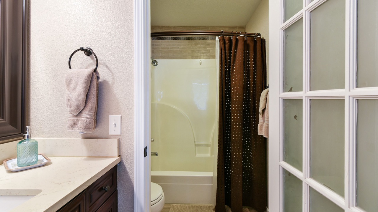 Photo of Bathroom in Hollister