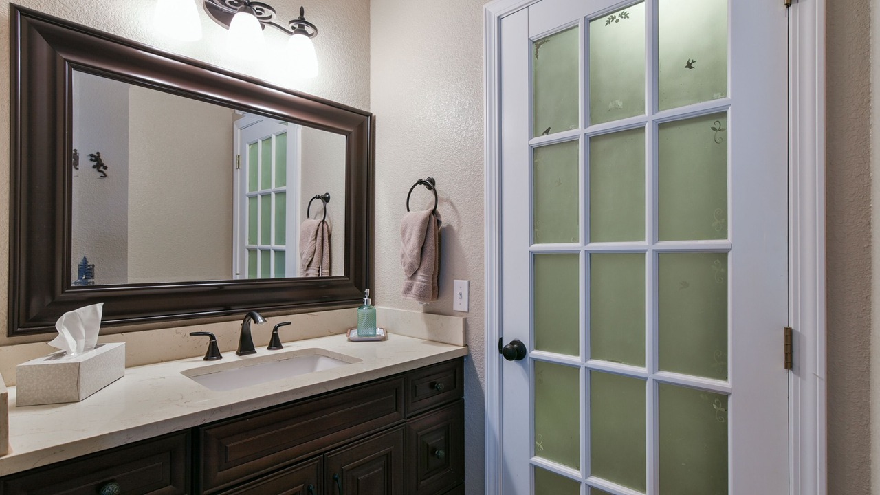 Photo of Bathroom in Hollister