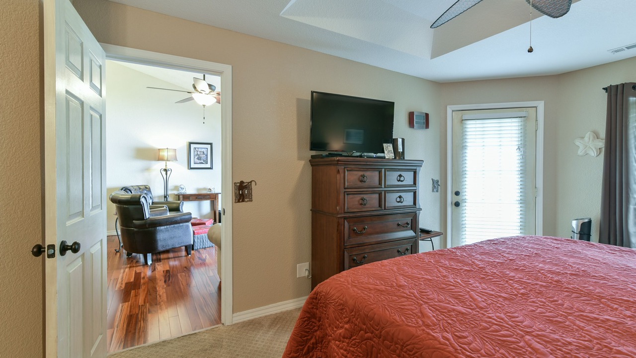 Photo of Bedroom in Hollister