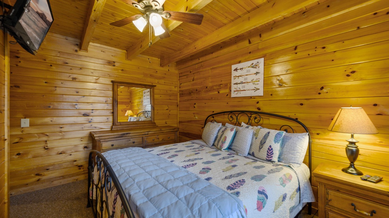 Photo of Bedroom in Sevierville