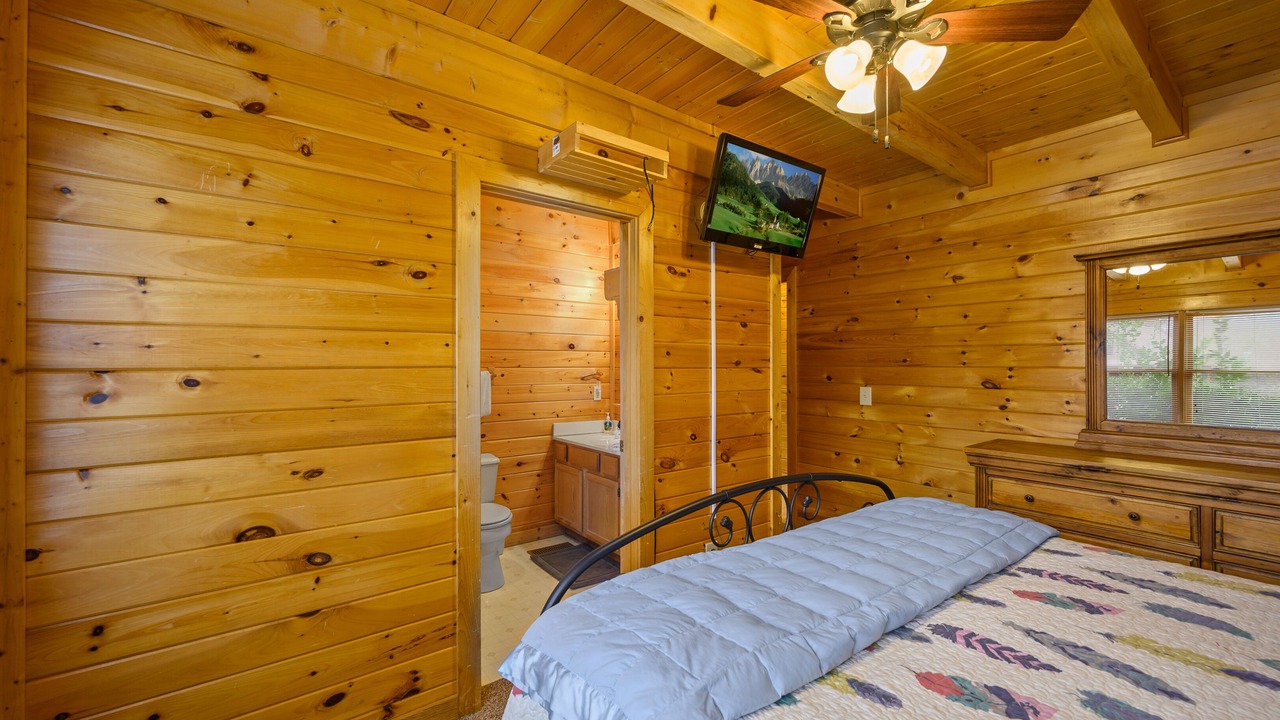 Photo of Bedroom in Sevierville