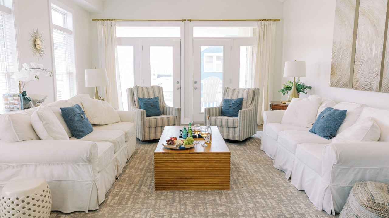 Photo of Livingroom in Atlantic Beach