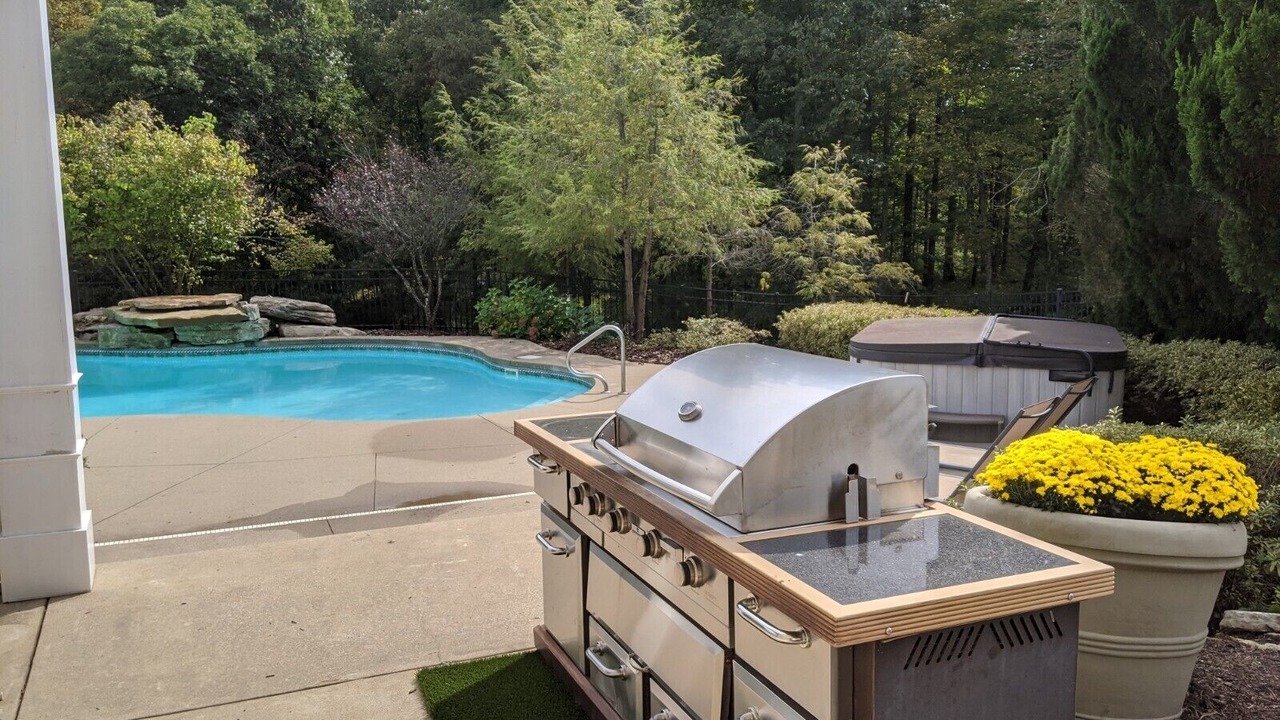 Photo of Outdoor in Buechel