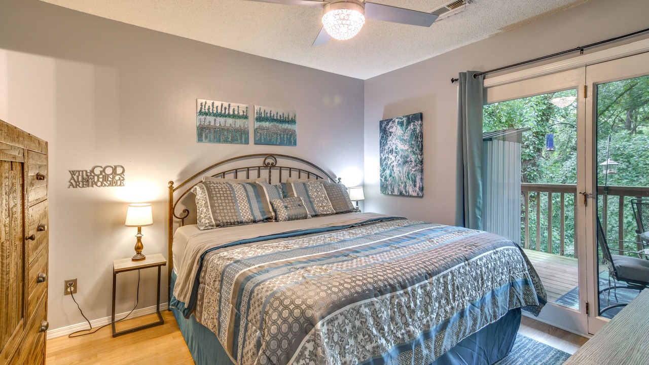 Photo of Others in Notch Estates