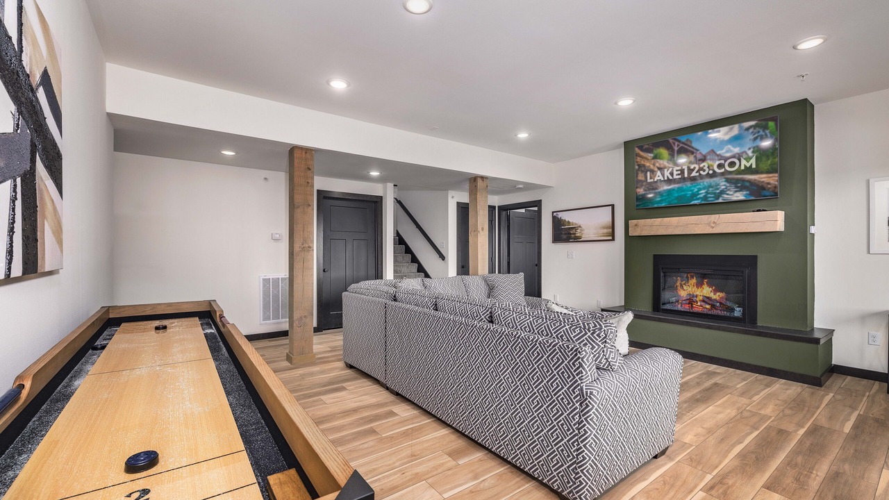 Photo of Bedroom in Kimberling City
