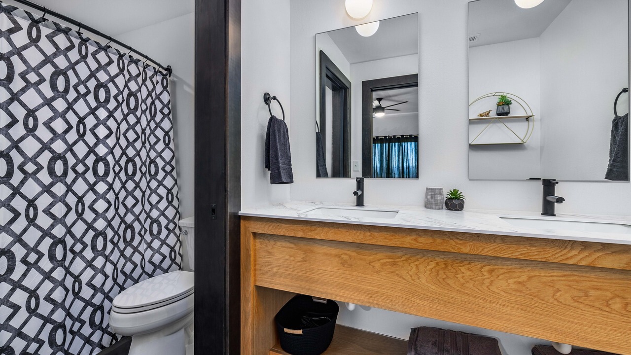 Photo of Bathroom in Kimberling City