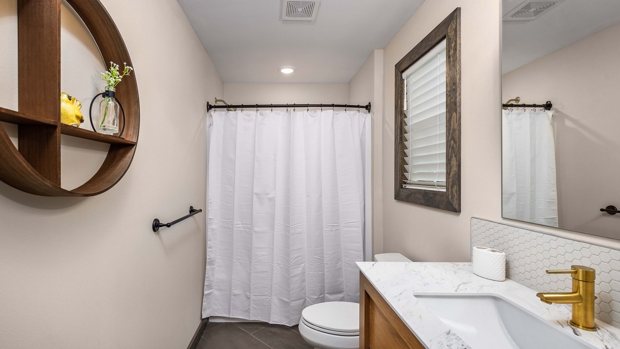 Photo of Bathroom in Kimberling City