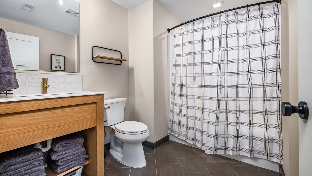 Photo of Bathroom in Kimberling City