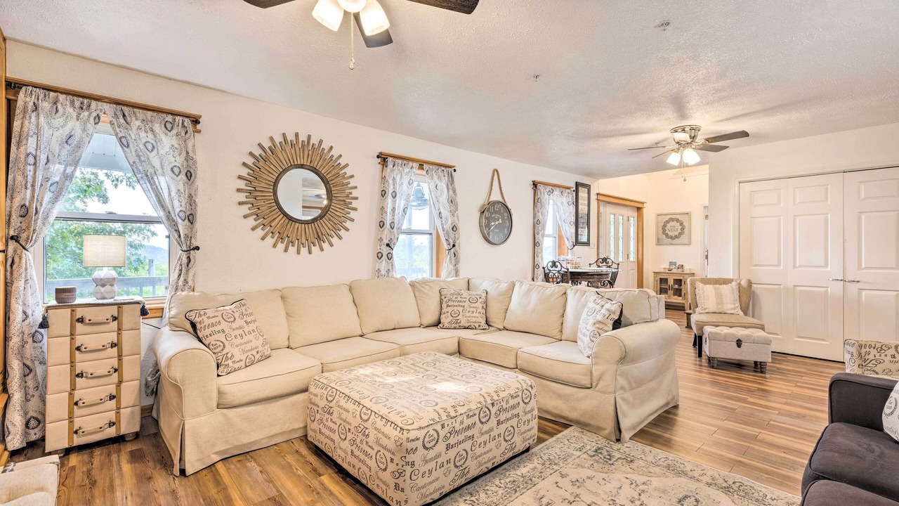 Photo of Bedroom in Branson