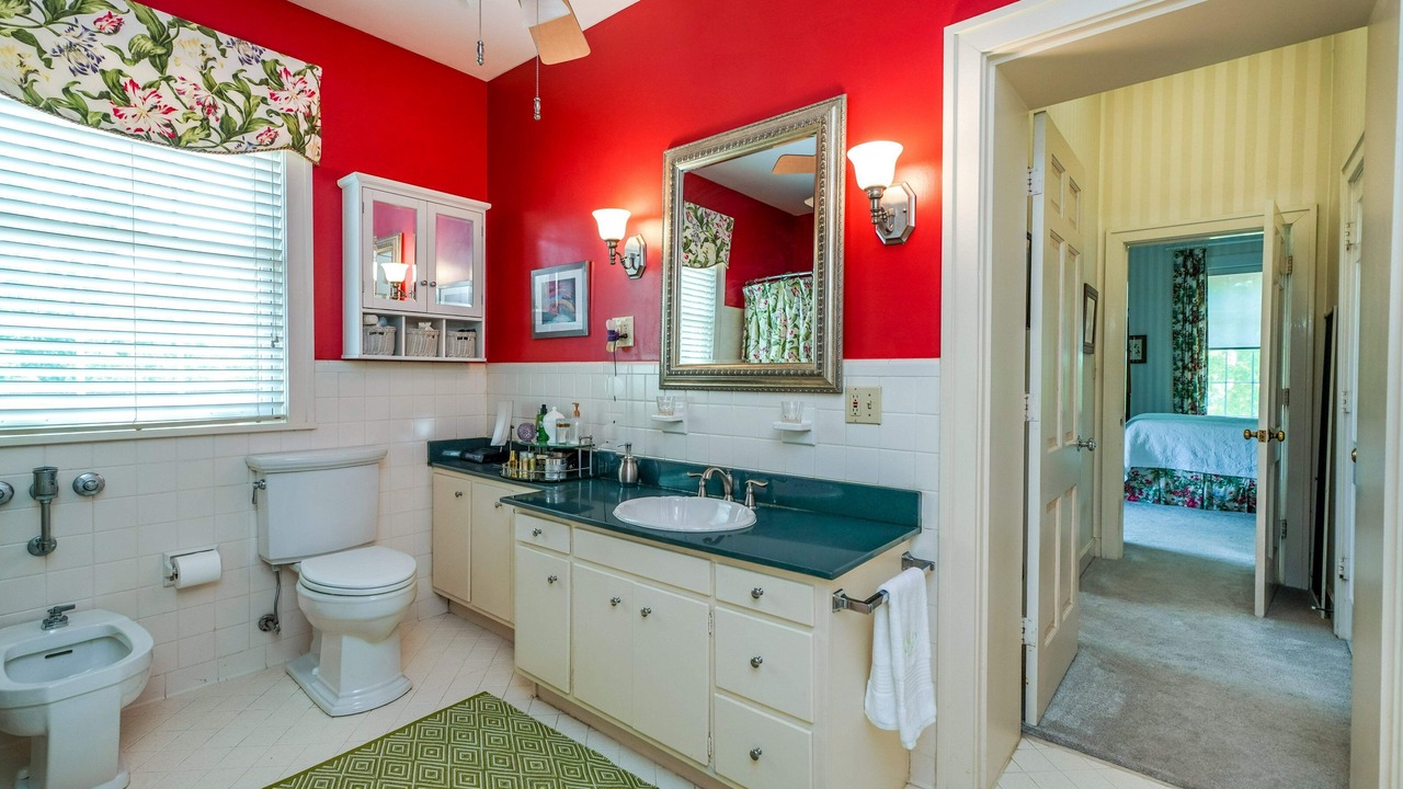 Photo of Bathroom in Buechel