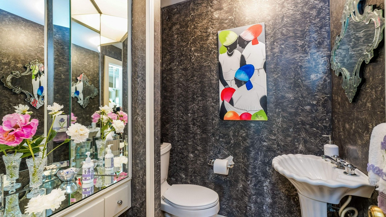 Photo of Bathroom in Buechel