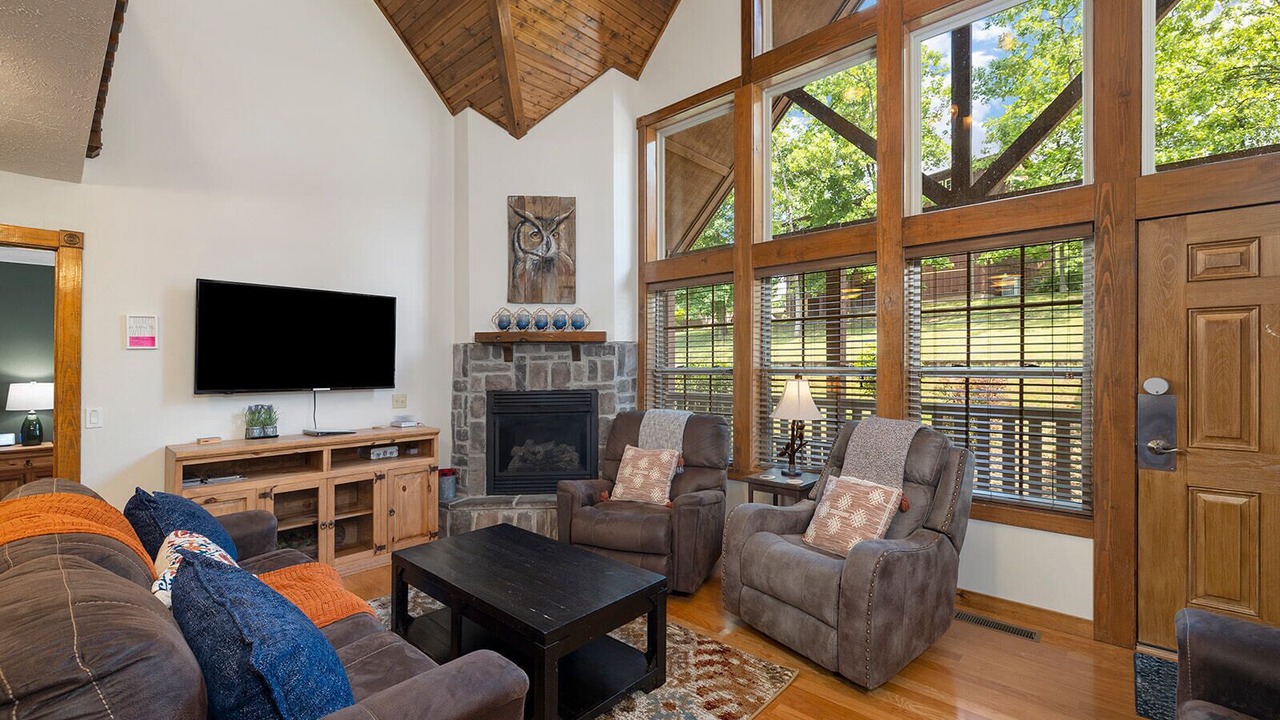 Photo of Livingroom in Reeds Spring