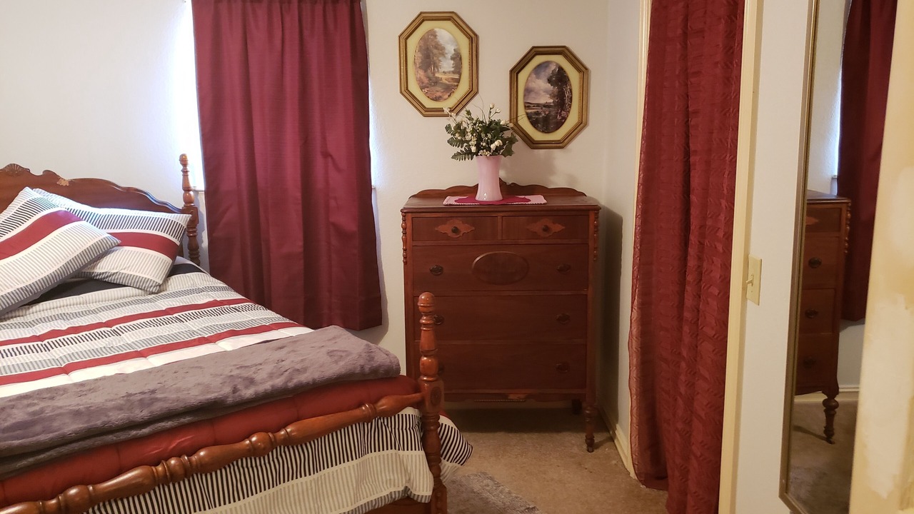 Photo of Bedroom in Brent