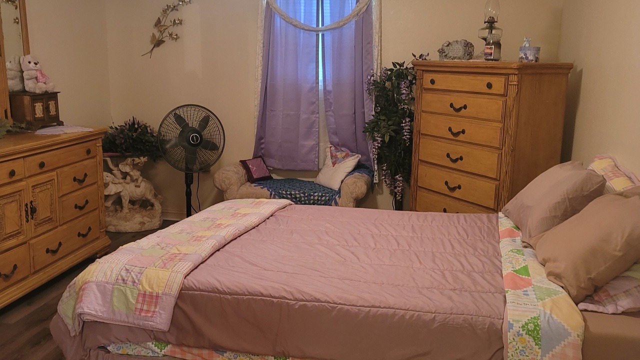 Photo of Bedroom in Brent