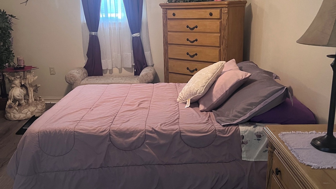 Photo of Bedroom in Brent