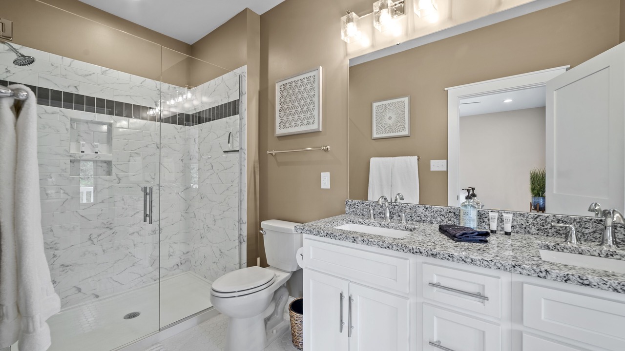 Photo of Bathroom in Oriental