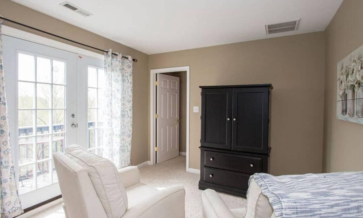 Photo of Bedroom in Taylorsville