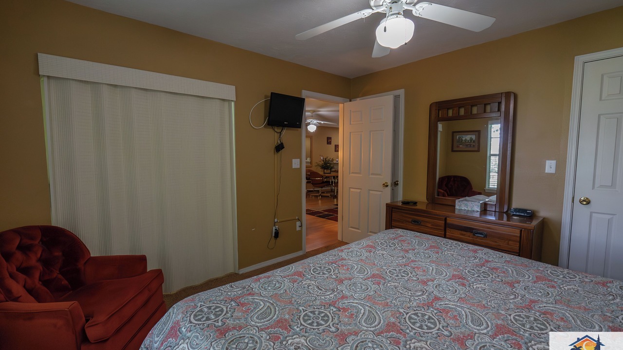 Photo of Bedroom in Branson