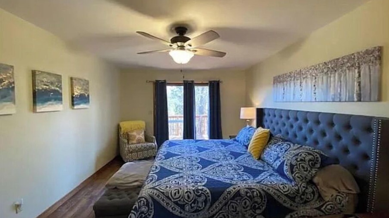 Photo of Bedroom in Shell Knob