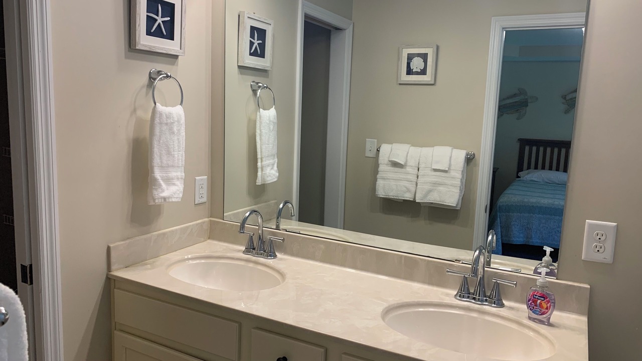 Photo of Bathroom in Hubert