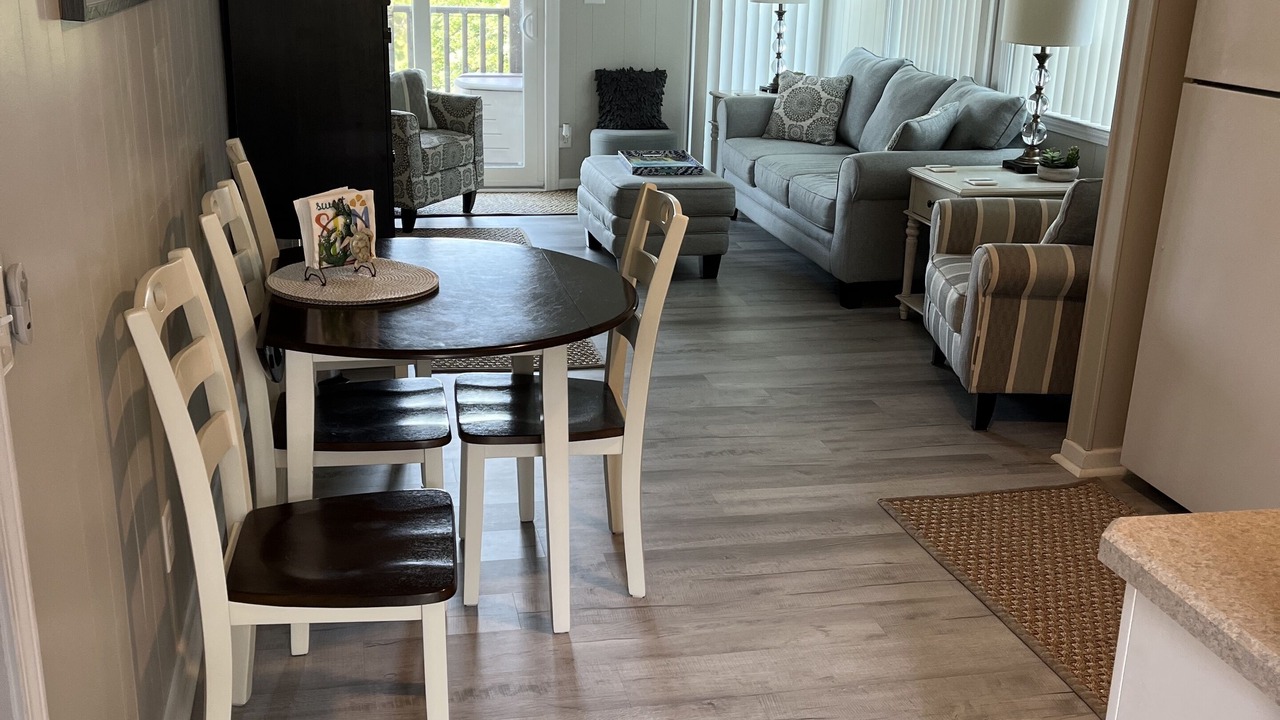 Photo of Livingroom in Morehead City