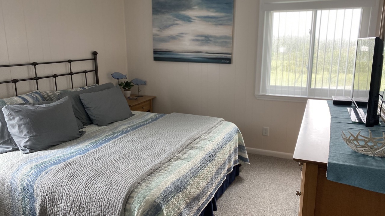 Photo of Bedroom in Morehead City