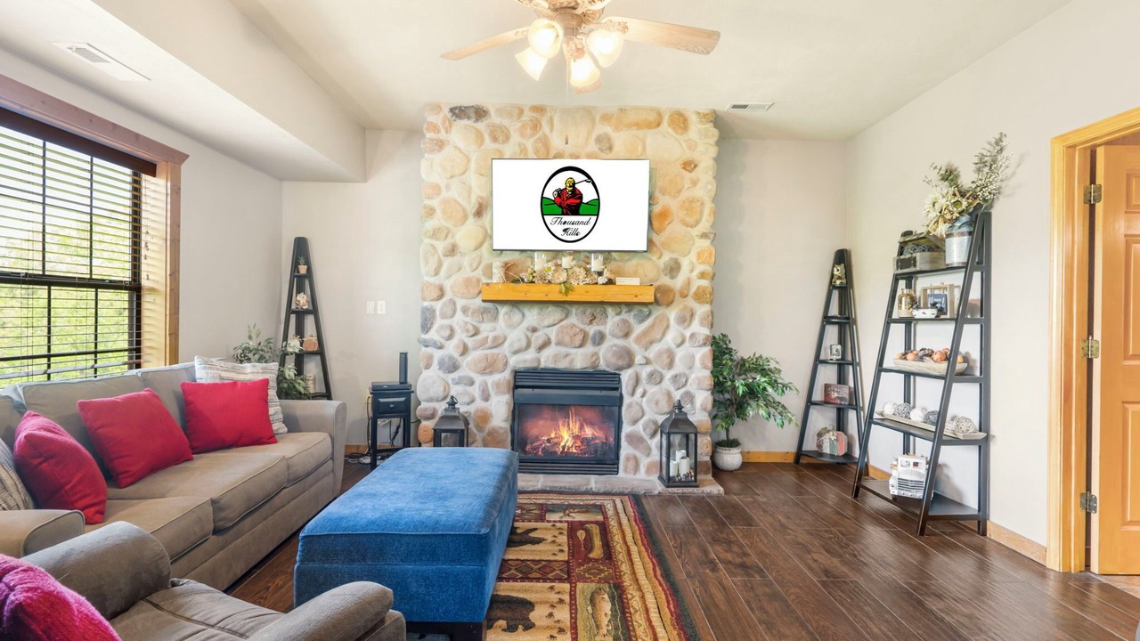 Photo of Livingroom in Branson Theater District