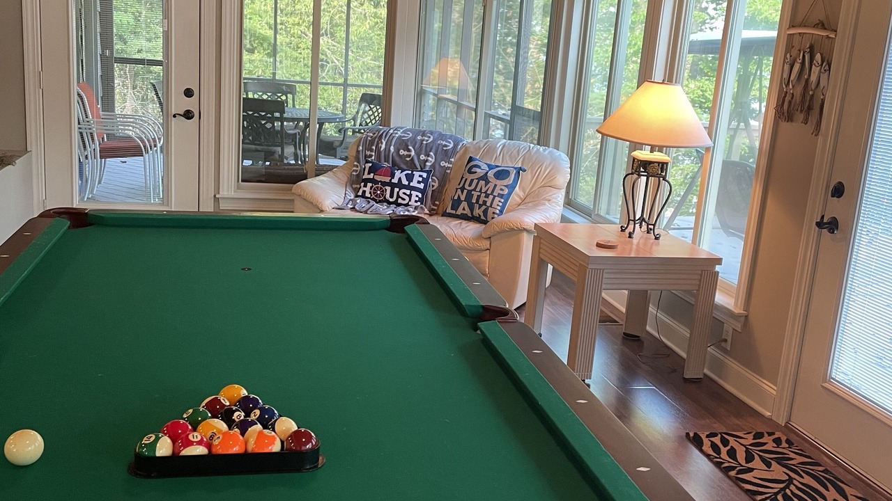 Photo of Bedroom in Springville