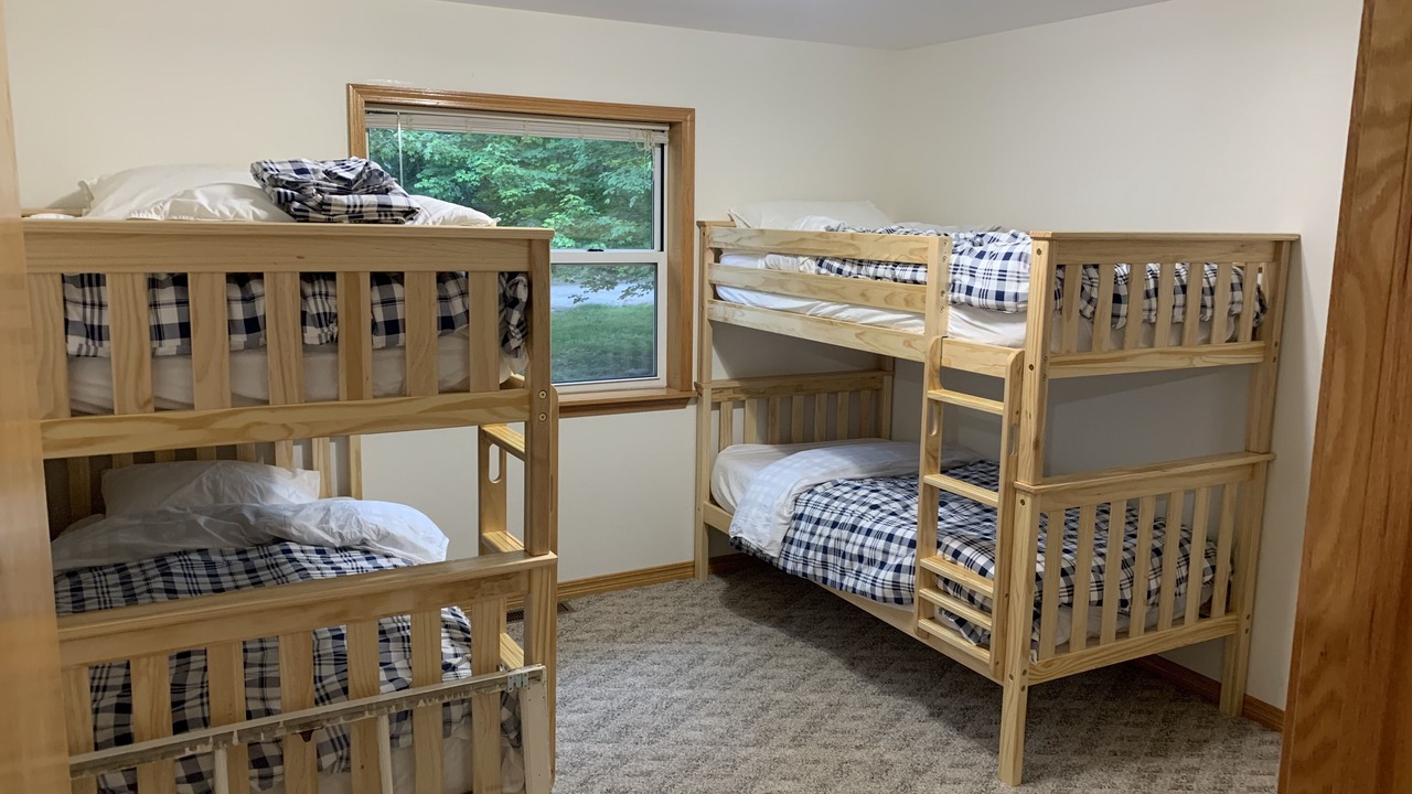 Photo of Bedroom in Shell Knob