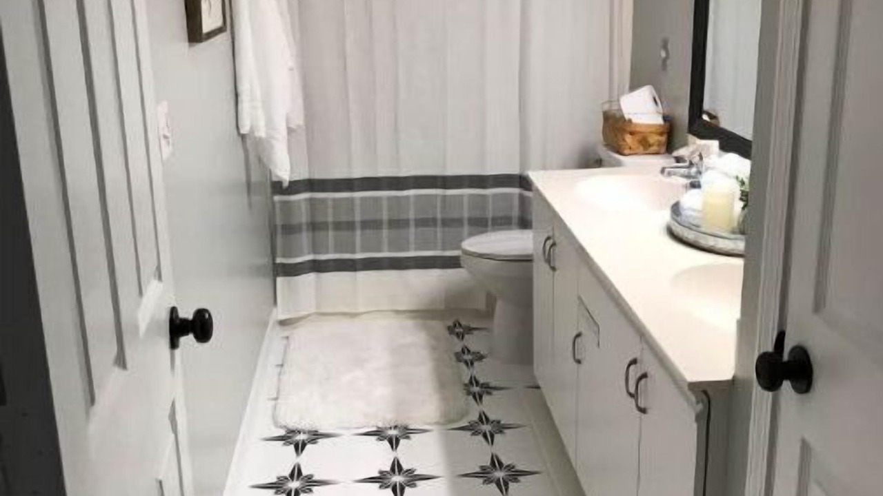 Photo of Bathroom in Branson