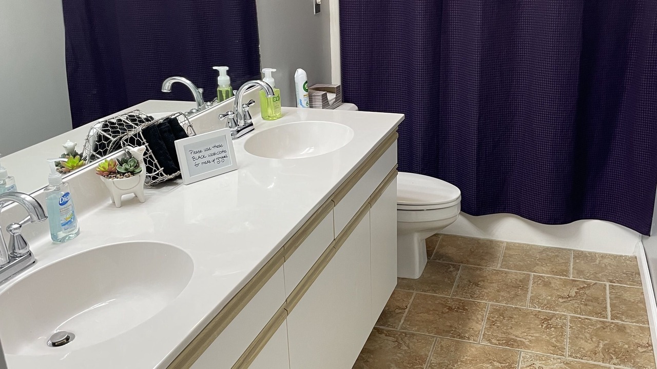 Photo of Bathroom in Branson