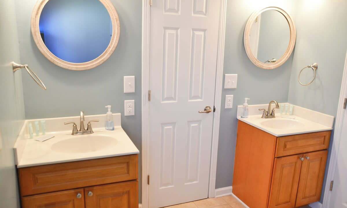 Photo of Bathroom in Smyrna