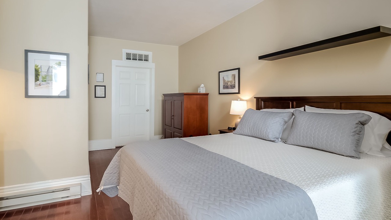 Photo of Bedroom in Frankfort