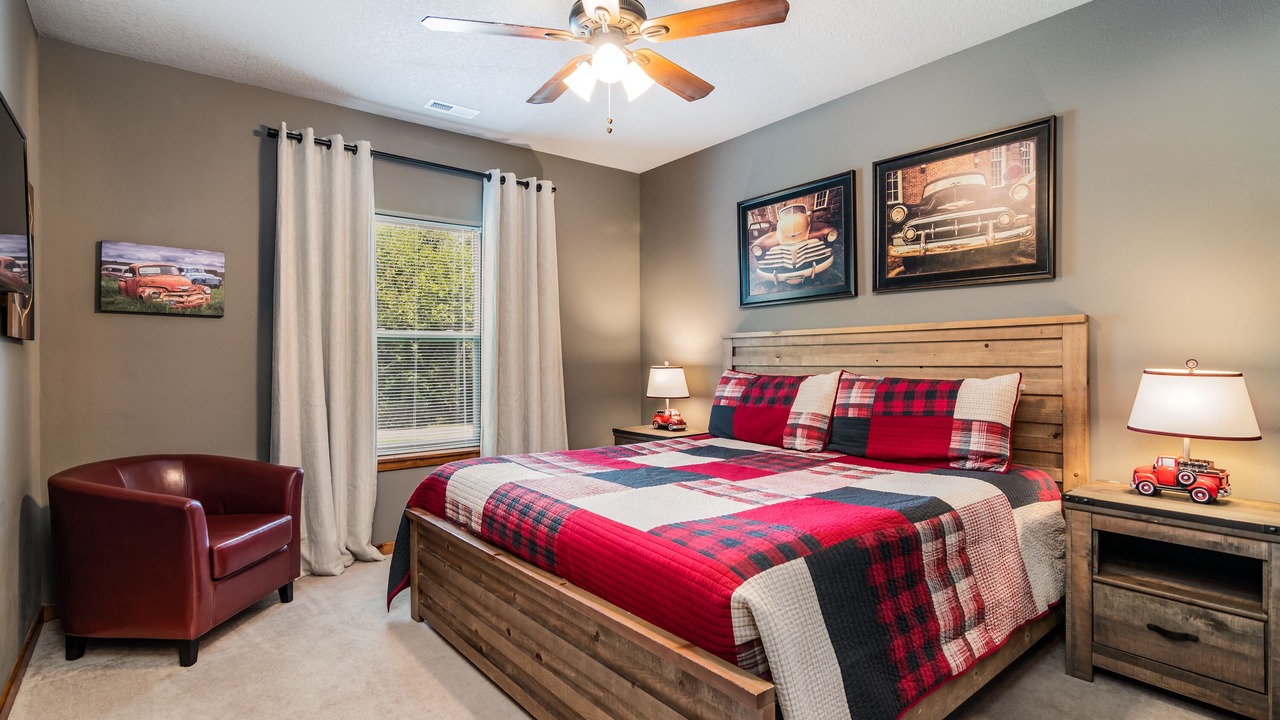 Photo of Bedroom in Hollister
