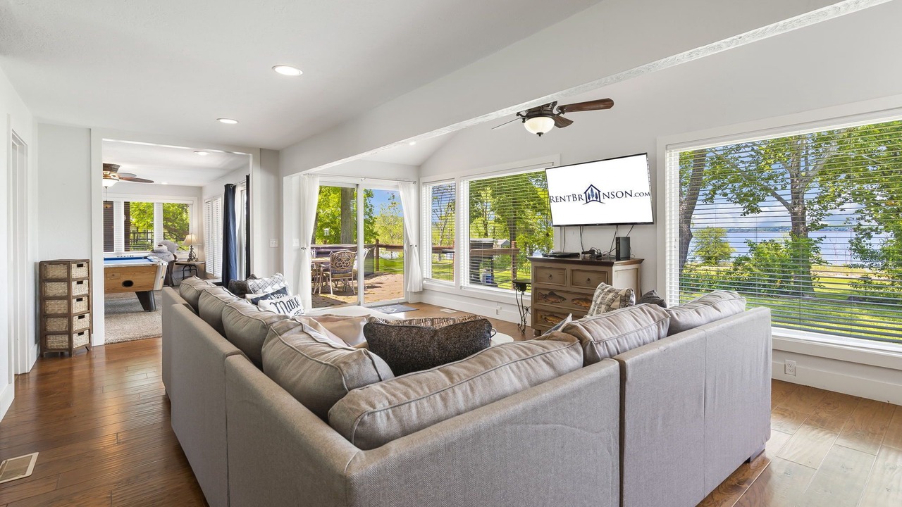 Photo of Livingroom in Big Cedars