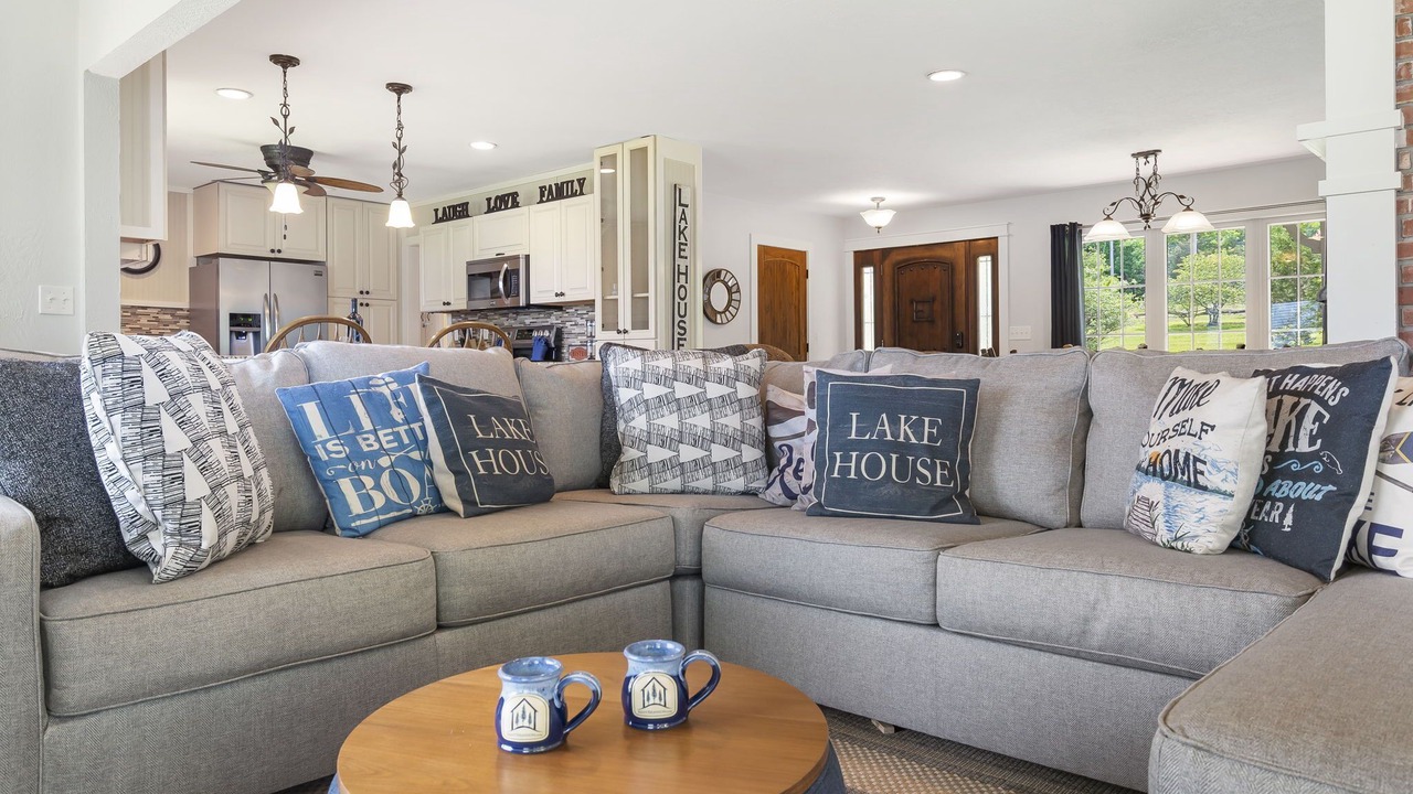 Photo of Livingroom in Big Cedars