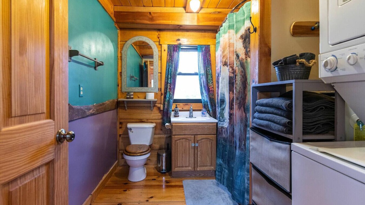 Photo of Bathroom in Campton