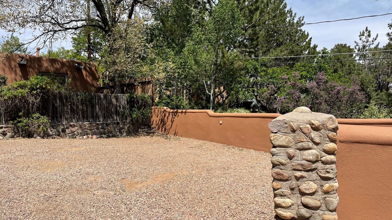 Photo of Others in Santa Fe