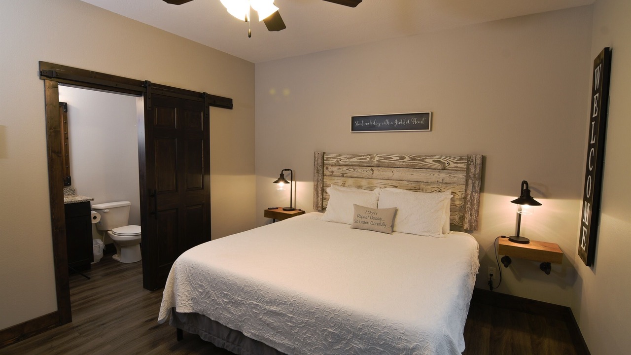 Photo of Bedroom in Lampe