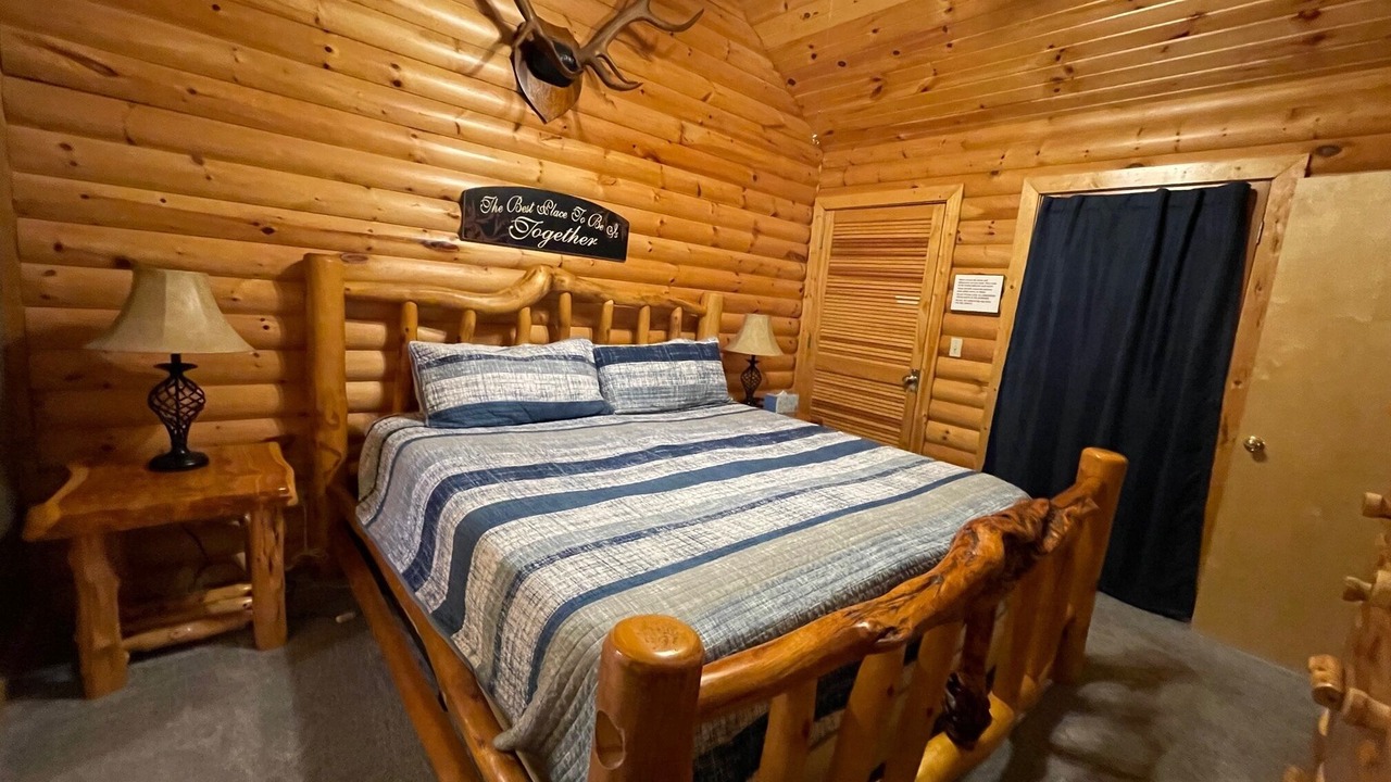 Photo of Bedroom in Notch Estates