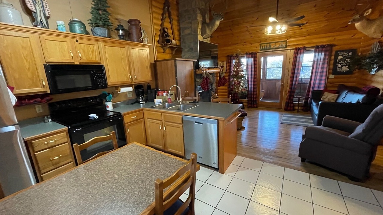 Photo of Kitchen in Notch Estates