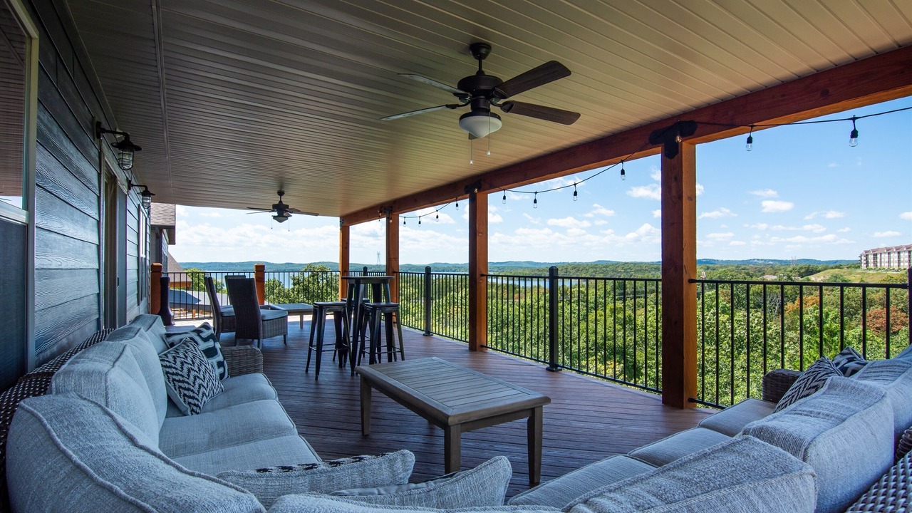 Photo of Patio Balcony in Table Rock
