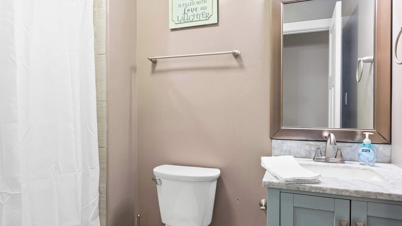 Photo of Bathroom in Williamstown