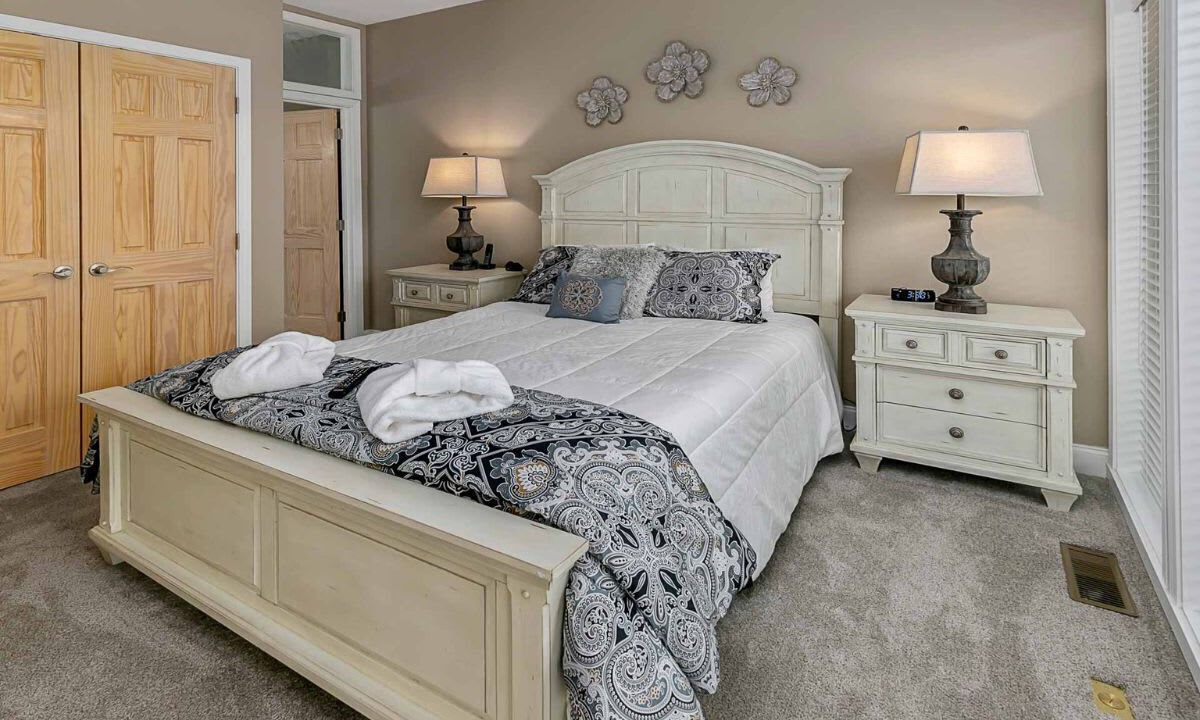 Photo of Bedroom in Chalet Village North