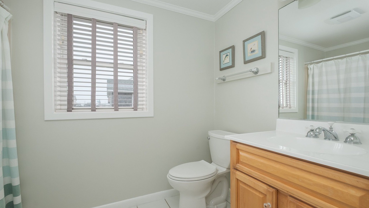 Photo of Bathroom in Hatteras