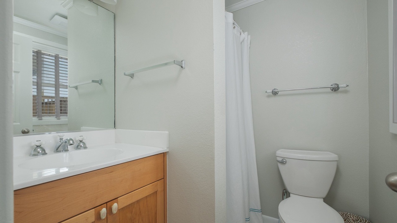 Photo of Bathroom in Hatteras