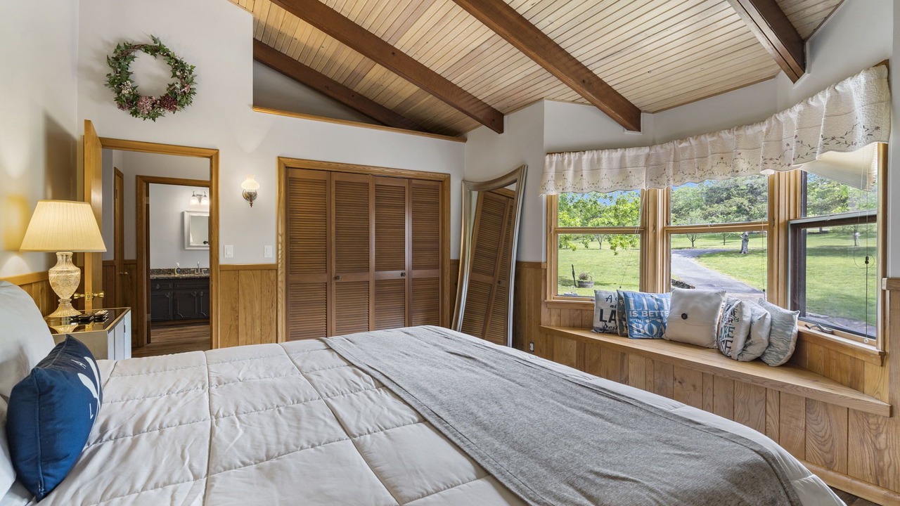 Photo of Bedroom in Big Cedars